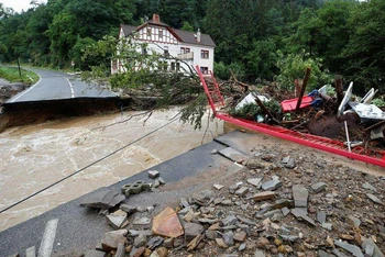 Khu vực Schuld của Đức chịu thiệt hại sau khi mưa lớn xuất hiện vào tháng 7/2021. (Ảnh: Reuters)