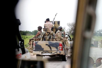 Đoàn xe của một thượng nghị sĩ ở Nigeria bị tấn công