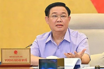 Chủ tịch Quốc hội Vương Đình Huệ phát biểu ý kiến tại phiên họp. (Ảnh: Duy Linh)