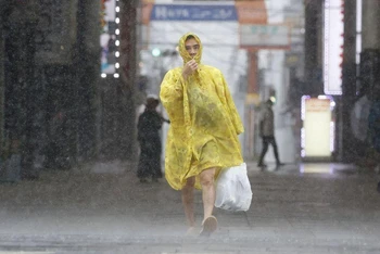 Bão Nanmadol là cơn bão thứ 14 trong mùa bão năm nay tại Nhật Bản. (Ảnh: Kyodo)