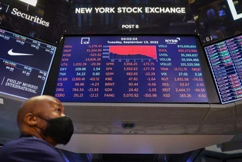 Bên trong Sàn giao dịch chứng khoán New York tại Mỹ, ngày 13/9. (Ảnh: Reuters)