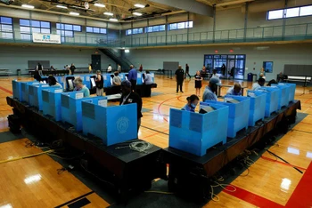 Một điểm bỏ phiếu tại Norcross, bang Georgia, Mỹ, ngày 8/11/2022. (Ảnh: Reuters)