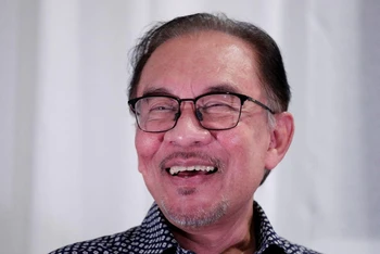 Ông Anwar Ibrahim trong cuộc phỏng vấn với Reuters tại Malaysia, ngày 4/11/2022. (Ảnh: Reuters)