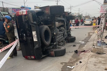 Hiện trường vụ tai nạn giao thông đặc biệt nghiêm trọng tại tỉnh Long An.