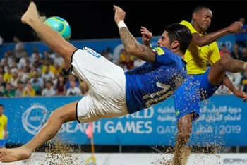 Môn bóng đá tranh tài tại Đại hội Thể thao bãi biển thế giới ở Doha năm 2019. (Ảnh: Getty Images)