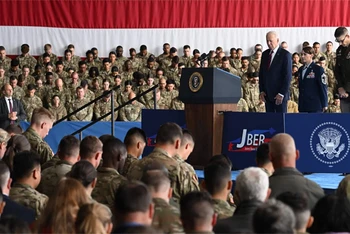 Tổng thống Joe Biden đã có bài phát biểu tại căn cứ quân sự Elmendorf-Richardson ở thành phố Anchorage (tiểu bang Alaska), ngày 11/9/2023. (Ảnh: Getty Images)