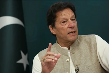 Thủ tướng Imran Khan khi đang tại nhiệm. Ảnh: REUTERS