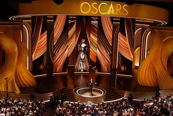 [Ảnh] Những khoảnh khắc ấn tượng trong lễ trao giải Oscar 2024
