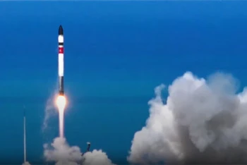 NEONSAT-1 được phóng lên từ sân bay vũ trụ của Công ty Rocket Lab ở Mahia (New Zealand). (Ảnh: Rocket Lab)