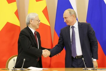 Viết tiếp chương mới trong lịch sử quan hệ hữu nghị Việt Nam-Liên bang Nga 
