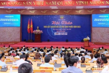 Bình Phước tổ chức hội thảo chuyển đổi số năm 2023.