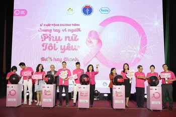 Lễ phát động chiến dịch truyền thông nâng cao nhận thức về bệnh ung thư vú năm 2023 