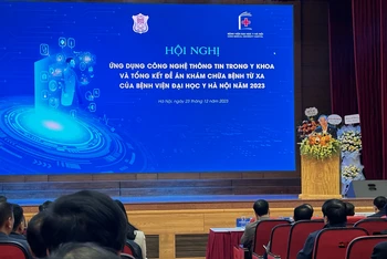 PGS,TS Nguyễn Lân Hiếu, Giám đốc bệnh viện Đại học Y Hà Nội phát biểu tại hội nghị