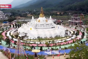Khám phá Đại Bảo tháp Mandala