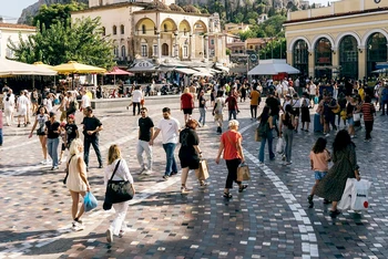 Quảng trường Monastiraki ở Athens, Hy Lạp. (Ảnh NEW YORK TIMES)