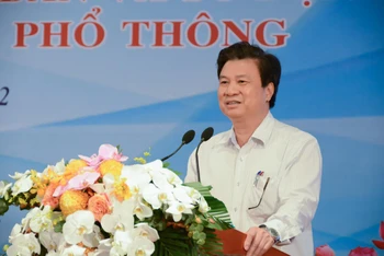 Thứ trưởng Giáo dục và Đào tạo Nguyễn Hữu Độ.