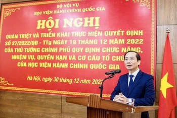 Giám đốc Học viện Hành chính Quốc gia Nguyễn Bá Chiến.