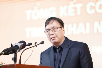 Chủ tịch Hội đồng thành viên, Tổng Giám đốc Nhà xuất bản Giáo dục Việt Nam Nguyễn Tiến Thanh.