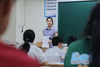 Kỳ thi vào lớp 10 năm học 2024-2025 của Hà Nội (Ảnh: THANH TÙNG/TTXVN)