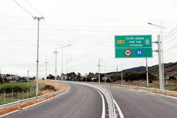 Cao tốc Tuyên Quang-Phú Thọ đã cơ bản hoàn thành.