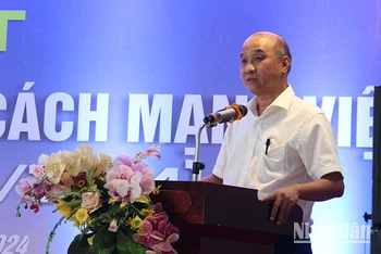 Phó Chủ tịch Ủy ban nhân dân thành phố Đà Nẵng Lê Quang Nam phát biểu.