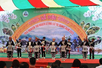 Lễ hội lê Tai Nung ở huyện vùng cao Bát Xát, tỉnh Lào Cai. (Ảnh: QUỐC HỒNG)