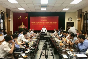 Bộ trưởng Ngoại giao Bùi Thanh Sơn phát biểu tại Tọa đàm.