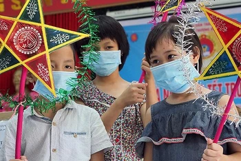 Tết Trung thu 2021 với trẻ có hoàn cảnh đặc biệt đang được nuôi dưỡng tại các cơ sở bảo trợ xã hội ở Hà Nội. (Ảnh minh họa: Khoa Anh).