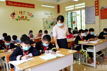 Một lớp học tại xã Phìn Ngan, huyện Bát Xát, Lào Cai. (Ảnh: QUỐC HỒNG)