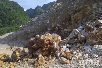 Hiện trường vụ sạt lở mỏ đá Pắc Luốc, thị trấn Yên Minh, huyện Yên Minh, ngày 3/6/2022 làm 2 người tử vong. (Ảnh: Khánh Toàn)