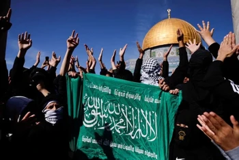 Người Palestine phản đối hoạt động gần đây ở Dải Gaza, ngày 27/1/2023. Ảnh: REUTERS