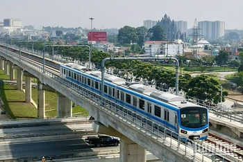 Tuyến metro số 1 Bến Thành-Suối Tiên chạy thử lần thứ nhất vào ngày 29/8/2023. (Ảnh THẾ ANH)