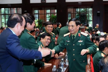 Đại tướng Phan Văn Giang chủ trì buổi gặp mặt đại biểu cán bộ cấp cao Quân đội nghỉ hưu, nghỉ công tác khu vực phía bắc.