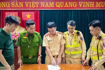 Lực lượng chức năng lên phương án đấu tranh với tội phạm đường phố.