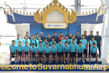 [Ảnh] Đội tuyển U23 Việt Nam đến Thái Lan dự giải vô địch U23 Đông Nam Á 2023