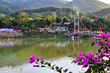 Khu du lịch Bản Mạ ở thị trấn huyện Thường Xuân, tỉnh Thanh Hóa.