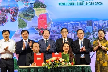 Điện Biên-Thanh Hóa ký kết hợp tác phát triển du lịch.