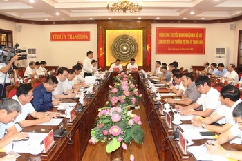 Đoàn công tác làm việc với tỉnh Thanh Hóa.