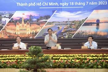 Thủ tướng Phạm Minh Chính chủ trì Hội nghị Hội đồng điều phối vùng Đông Nam Bộ. (Ảnh: Thanh Giang)