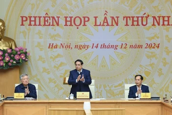 Thủ tướng Phạm Minh Chính chủ trì phiên họp lần thứ nhất Ban Chỉ đạo quốc gia về phát triển ngành công nghiệp bán dẫn (Ảnh: TRẦN HẢI)