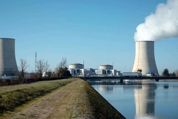 Nhà máy điện hạt nhân ở miền nam nước Pháp.