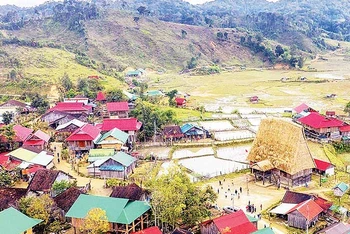 Sắc màu làng du lịch cộng đồng Vi Rơ Ngheo.