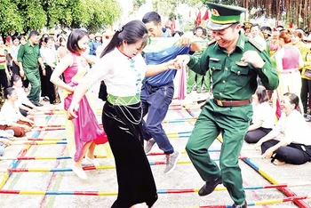 Thắm đượm tình quân dân ở địa bàn vùng biên tỉnh Đắk Lắk.