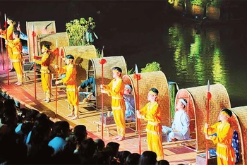 Vở diễn "Tinh hoa Bắc Bộ" thể hiện trọn vẹn nét đẹp văn hóa xứ Đoài.