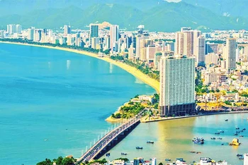 Một góc thành phố biển Nha Trang. (Ảnh QUỐC BẢO)