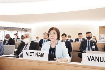 Đại sứ Lê Thị Tuyết Mai tham dự Khóa họp lần thứ 51 của Hội đồng Nhân quyền Liên hợp quốc. (Ảnh: TTXVN)