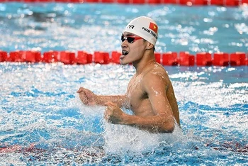 Ảnh minh họa: Vận động viên Phạm Thanh Bảo đoạt Huy chương Vàng và phá kỷ lục SEA Games ở nội dung 100 m bơi ếch với thành tích 1 phút 1 giây 17. (Ảnh: TIẾN TUẤN)