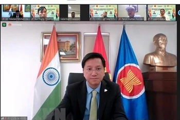 Đại sứ Việt Nam tại Ấn Độ Nguyễn Thanh Hải phát biểu khai mạc hội thảo trực tuyến với chủ đề "Cơ hội hợp tác đầu tư, kinh doanh giữa bang Andhra Pradesh và Việt Nam". (Ảnh: TTXVN)