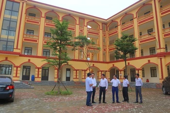 Thực hiện chương trình xây dựng nông thôn mới kiểu mẫu, xã Đồng Trúc, huyện Thạch Thất (Hà Nội) đã được đầu tư hệ thống trường học các cấp khang trang, đạt chuẩn quốc gia.