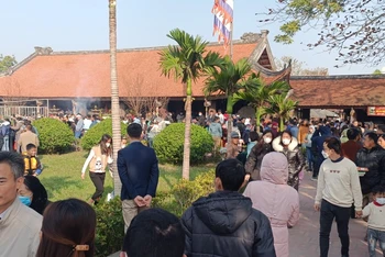 Lễ hội chùa Keo mùa xuân 2023 tại xã Duy Nhất (huyện Vũ Thư, tỉnh Thái Bình) thu hút đông du khách tới chiêm bái, vãn cảnh.